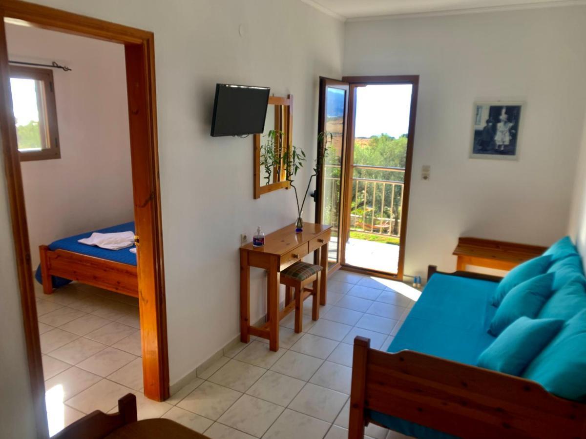 Apartment Irene Komos Pitsidia