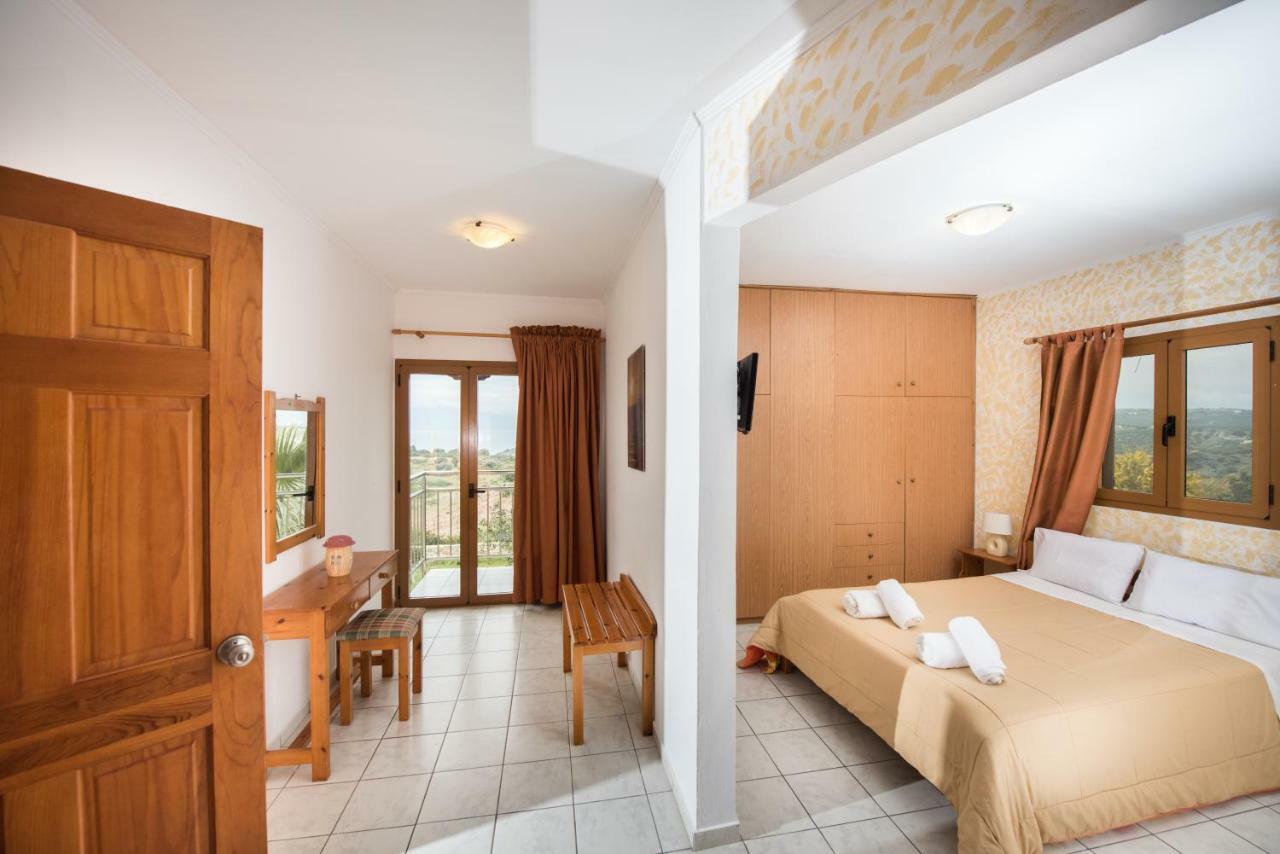 Irene Komos Apartment Pitsidia