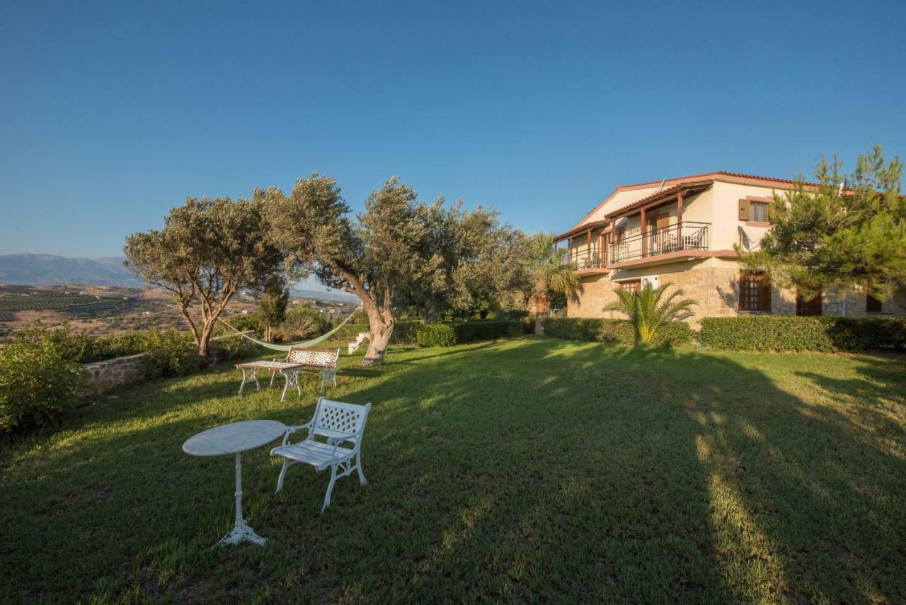 Apartment Irene Komos Pitsidia